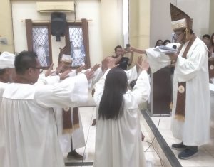 Manortor Sambut Kehadiran Tuhan ke Tengah Jemaat GKP…